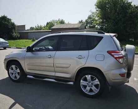 Бежевый Тойота РАВ 4, объемом двигателя 2 л и пробегом 240 тыс. км за 11799 $, фото 19 на Automoto.ua