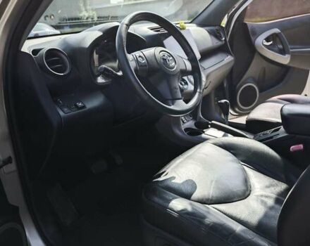 Бежевый Тойота РАВ 4, объемом двигателя 2 л и пробегом 240 тыс. км за 11799 $, фото 39 на Automoto.ua