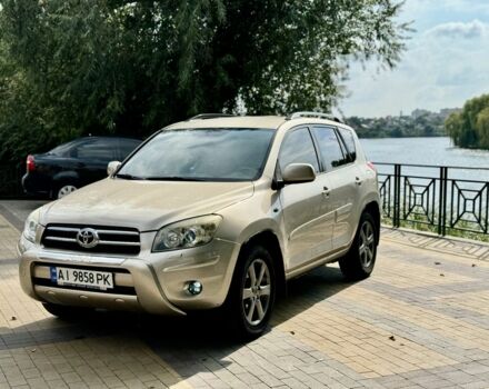Бежевий Тойота РАВ 4, об'ємом двигуна 2 л та пробігом 233 тис. км за 8900 $, фото 1 на Automoto.ua