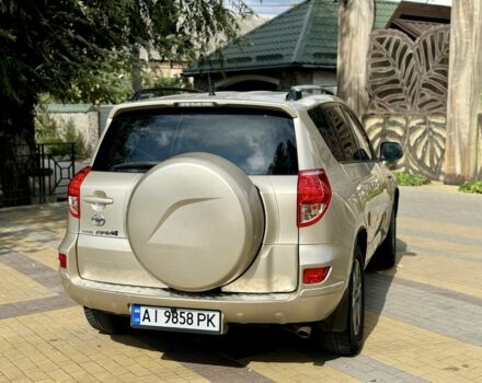 Бежевий Тойота РАВ 4, об'ємом двигуна 2 л та пробігом 233 тис. км за 8900 $, фото 7 на Automoto.ua