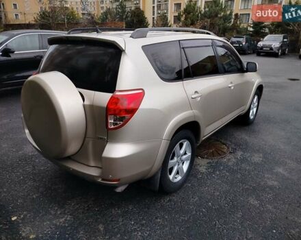 Бежевий Тойота РАВ 4, об'ємом двигуна 2.36 л та пробігом 203 тис. км за 9300 $, фото 21 на Automoto.ua