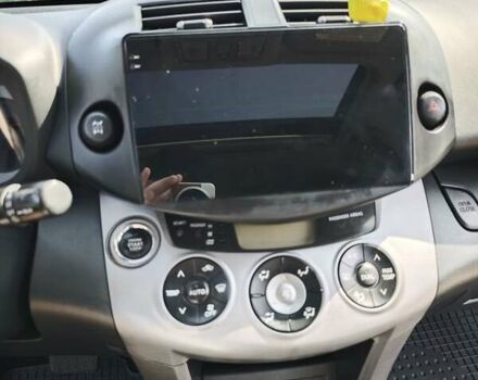 Бежевый Тойота РАВ 4, объемом двигателя 2 л и пробегом 240 тыс. км за 11799 $, фото 45 на Automoto.ua