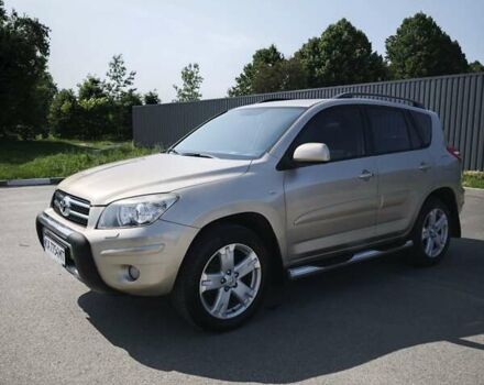 Бежевый Тойота РАВ 4, объемом двигателя 2 л и пробегом 240 тыс. км за 11799 $, фото 11 на Automoto.ua