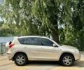 Бежевий Тойота РАВ 4, об'ємом двигуна 2 л та пробігом 233 тис. км за 8900 $, фото 5 на Automoto.ua