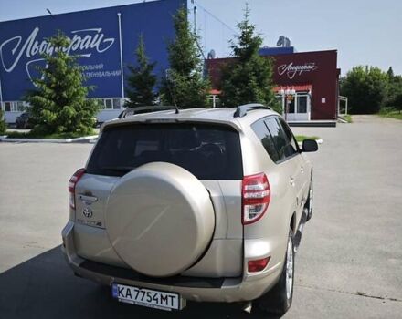 Бежевый Тойота РАВ 4, объемом двигателя 2 л и пробегом 240 тыс. км за 11799 $, фото 15 на Automoto.ua