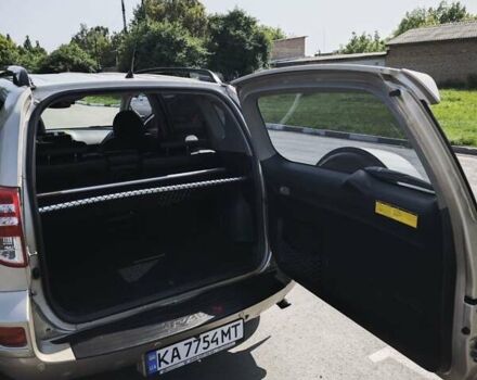 Бежевый Тойота РАВ 4, объемом двигателя 2 л и пробегом 240 тыс. км за 11799 $, фото 59 на Automoto.ua