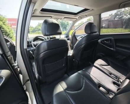 Бежевый Тойота РАВ 4, объемом двигателя 2 л и пробегом 240 тыс. км за 11799 $, фото 53 на Automoto.ua