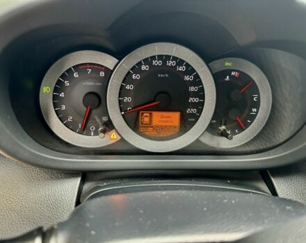 Бежевий Тойота РАВ 4, об'ємом двигуна 2 л та пробігом 233 тис. км за 8900 $, фото 17 на Automoto.ua