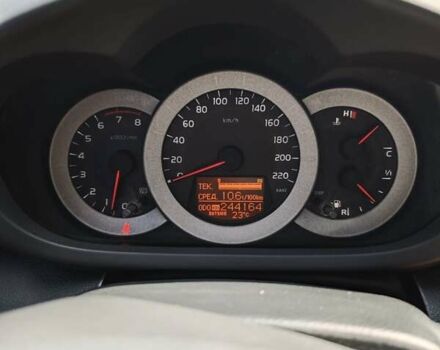 Бежевый Тойота РАВ 4, объемом двигателя 2 л и пробегом 240 тыс. км за 11799 $, фото 65 на Automoto.ua