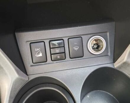 Бежевый Тойота РАВ 4, объемом двигателя 2 л и пробегом 240 тыс. км за 11799 $, фото 68 на Automoto.ua