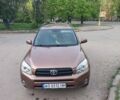 Бежевый Тойота РАВ 4, объемом двигателя 0 л и пробегом 197 тыс. км за 10000 $, фото 1 на Automoto.ua