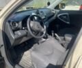 Бежевий Тойота РАВ 4, об'ємом двигуна 2 л та пробігом 130 тис. км за 7200 $, фото 4 на Automoto.ua