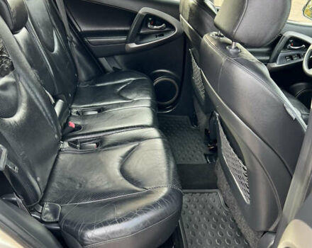 Бежевый Тойота РАВ 4, объемом двигателя 2 л и пробегом 160 тыс. км за 7950 $, фото 34 на Automoto.ua