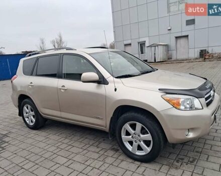 Бежевый Тойота РАВ 4, объемом двигателя 3.46 л и пробегом 169 тыс. км за 10999 $, фото 2 на Automoto.ua