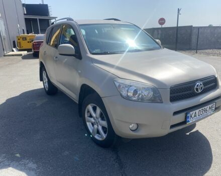 Бежевий Тойота РАВ 4, об'ємом двигуна 2 л та пробігом 130 тис. км за 7200 $, фото 1 на Automoto.ua