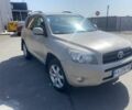 Бежевий Тойота РАВ 4, об'ємом двигуна 2 л та пробігом 130 тис. км за 7200 $, фото 1 на Automoto.ua