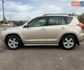 Бежевый Тойота РАВ 4, объемом двигателя 2 л и пробегом 160 тыс. км за 7950 $, фото 1 на Automoto.ua