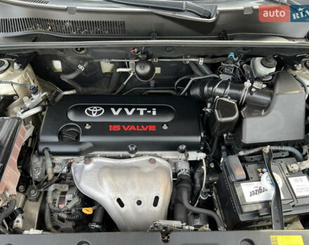 Бежевый Тойота РАВ 4, объемом двигателя 2 л и пробегом 160 тыс. км за 7950 $, фото 56 на Automoto.ua