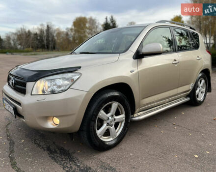 Бежевый Тойота РАВ 4, объемом двигателя 2 л и пробегом 160 тыс. км за 7950 $, фото 3 на Automoto.ua