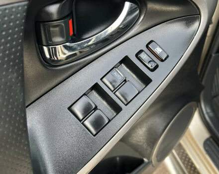 Бежевый Тойота РАВ 4, объемом двигателя 2 л и пробегом 160 тыс. км за 7950 $, фото 40 на Automoto.ua