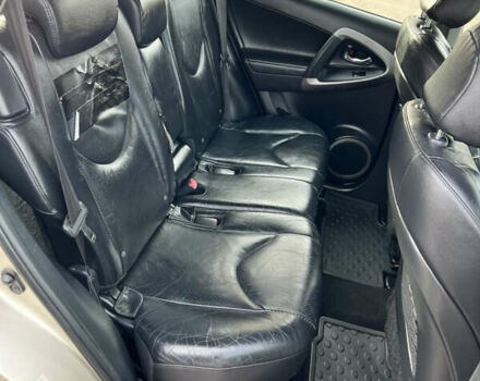 Бежевый Тойота РАВ 4, объемом двигателя 2 л и пробегом 160 тыс. км за 7950 $, фото 35 на Automoto.ua