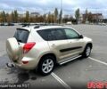 Бежевый Тойота РАВ 4, объемом двигателя 2 л и пробегом 170 тыс. км за 11900 $, фото 7 на Automoto.ua