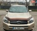 Бежевий Тойота РАВ 4, об'ємом двигуна 2.4 л та пробігом 138 тис. км за 10500 $, фото 1 на Automoto.ua