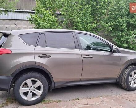 Бежевый Тойота РАВ 4, объемом двигателя 2.23 л и пробегом 130 тыс. км за 17500 $, фото 4 на Automoto.ua