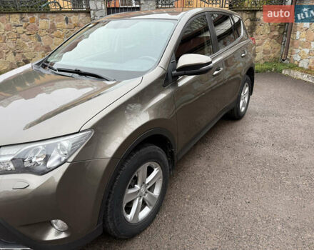 Бежевый Тойота РАВ 4, объемом двигателя 2.23 л и пробегом 114 тыс. км за 20000 $, фото 1 на Automoto.ua