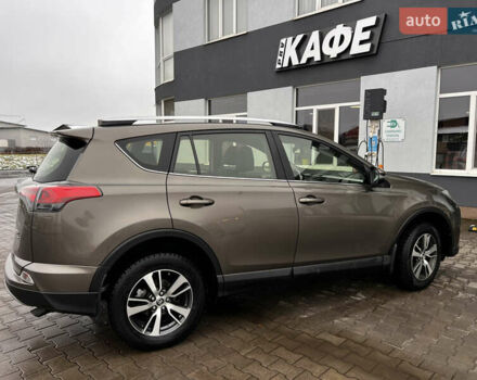 Бежевый Тойота РАВ 4, объемом двигателя 2.23 л и пробегом 167 тыс. км за 23500 $, фото 5 на Automoto.ua
