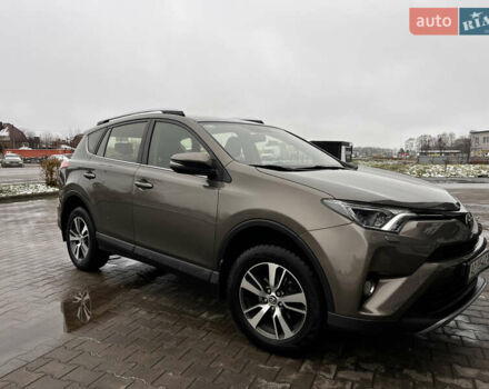 Бежевый Тойота РАВ 4, объемом двигателя 2.23 л и пробегом 167 тыс. км за 23500 $, фото 3 на Automoto.ua