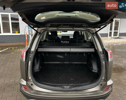 Бежевый Тойота РАВ 4, объемом двигателя 2.23 л и пробегом 167 тыс. км за 23500 $, фото 25 на Automoto.ua