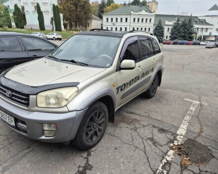Бежевый Тойота РАВ 4, объемом двигателя 2 л и пробегом 386 тыс. км за 6000 $, фото 1 на Automoto.ua