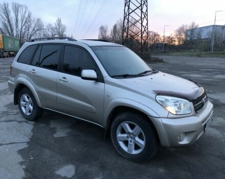 Бежевий Тойота РАВ 4, об'ємом двигуна 2 л та пробігом 330 тис. км за 8500 $, фото 1 на Automoto.ua