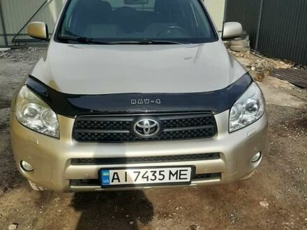 Бежевый Тойота РАВ 4, объемом двигателя 2 л и пробегом 223 тыс. км за 9000 $, фото 1 на Automoto.ua