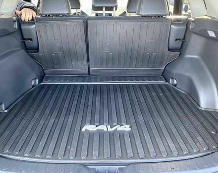 Тойота РАВ 4 2019 в Киеве на Automoto.ua Черный Тойота РАВ 4, объемом двигателя 2.5 л и пробегом 55 тыс. км за 22500 $, фото 14 на Automoto.ua