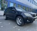 Черный Тойота РАВ 4, объемом двигателя 2 л и пробегом 280 тыс. км за 4700 $, фото 1 на Automoto.ua