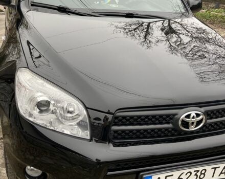 Черный Тойота РАВ 4, объемом двигателя 2 л и пробегом 218 тыс. км за 9700 $, фото 3 на Automoto.ua