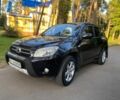 Черный Тойота РАВ 4, объемом двигателя 2 л и пробегом 219 тыс. км за 8700 $, фото 1 на Automoto.ua