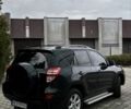 Черный Тойота РАВ 4, объемом двигателя 2.2 л и пробегом 260 тыс. км за 13000 $, фото 1 на Automoto.ua