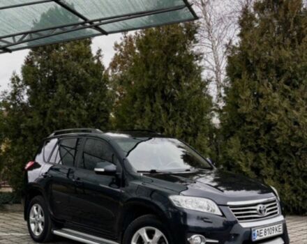 Черный Тойота РАВ 4, объемом двигателя 2.2 л и пробегом 260 тыс. км за 13000 $, фото 2 на Automoto.ua