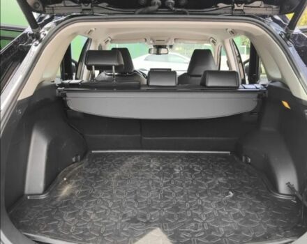 Черный Тойота РАВ 4, объемом двигателя 2 л и пробегом 17 тыс. км за 29700 $, фото 4 на Automoto.ua