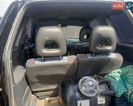 Чорний Тойота РАВ 4, об'ємом двигуна 0 л та пробігом 300 тис. км за 3900 $, фото 5 на Automoto.ua
