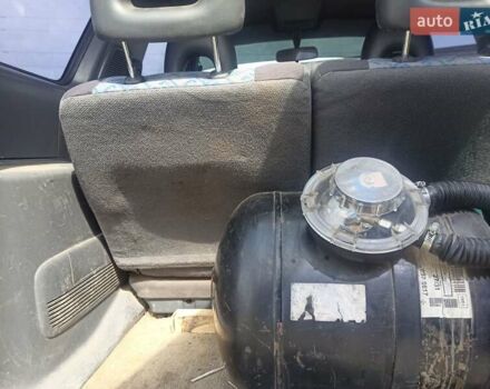 Чорний Тойота РАВ 4, об'ємом двигуна 0 л та пробігом 300 тис. км за 3900 $, фото 6 на Automoto.ua