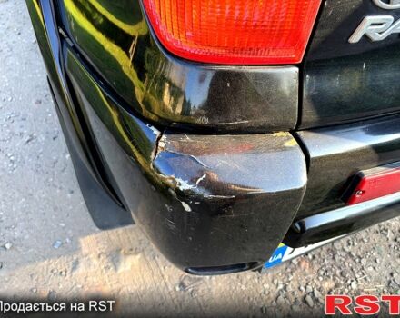 Черный Тойота РАВ 4, объемом двигателя 2 л и пробегом 493 тыс. км за 4999 $, фото 2 на Automoto.ua