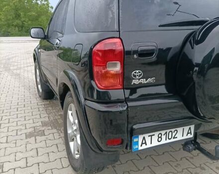 Чорний Тойота РАВ 4, об'ємом двигуна 2 л та пробігом 203 тис. км за 5650 $, фото 6 на Automoto.ua