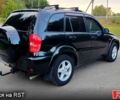 Чорний Тойота РАВ 4, об'ємом двигуна 2 л та пробігом 240 тис. км за 6299 $, фото 3 на Automoto.ua