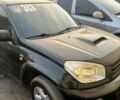 Черный Тойота РАВ 4, объемом двигателя 2 л и пробегом 300 тыс. км за 1460 $, фото 1 на Automoto.ua