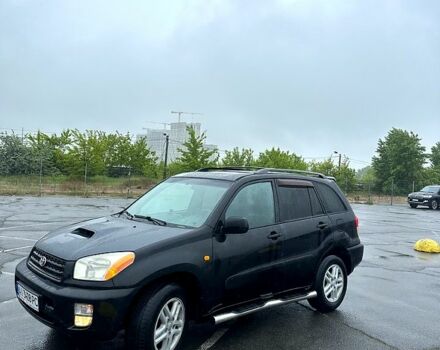 Черный Тойота РАВ 4, объемом двигателя 2 л и пробегом 225 тыс. км за 6350 $, фото 6 на Automoto.ua