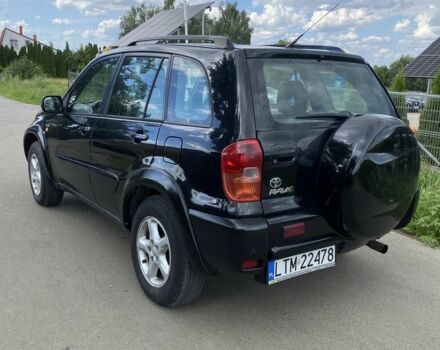 Черный Тойота РАВ 4, объемом двигателя 2 л и пробегом 337 тыс. км за 3200 $, фото 2 на Automoto.ua
